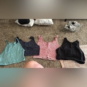 Crop tops